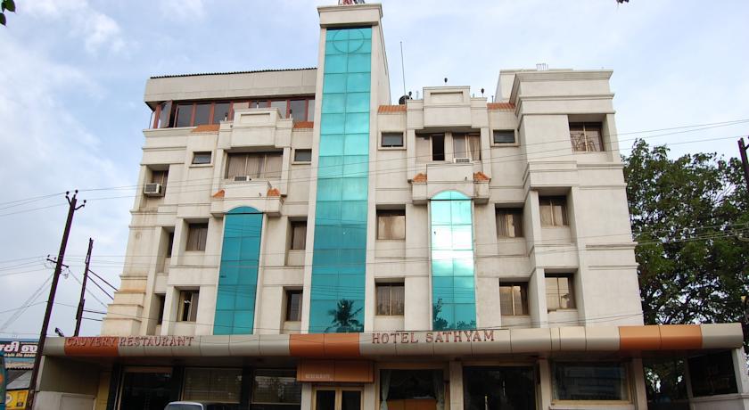 Hotel Sathyam Tiruchirappalli מראה חיצוני תמונה